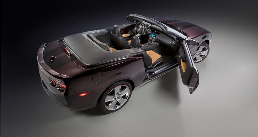  Chevrolet Camaro Convertible Neiman Marcus edition 2011 года  (фото 3 из 4)